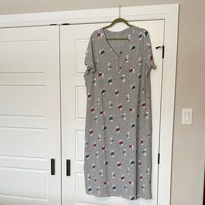 Voglio size X nightdress NWT 60%cotton 40% polyester PTP 25” length 51”